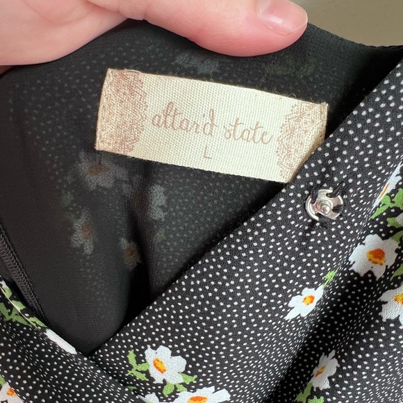 🚾Altar’d state mini dotted and flower printed dress🚾 - Picture 4 of 5